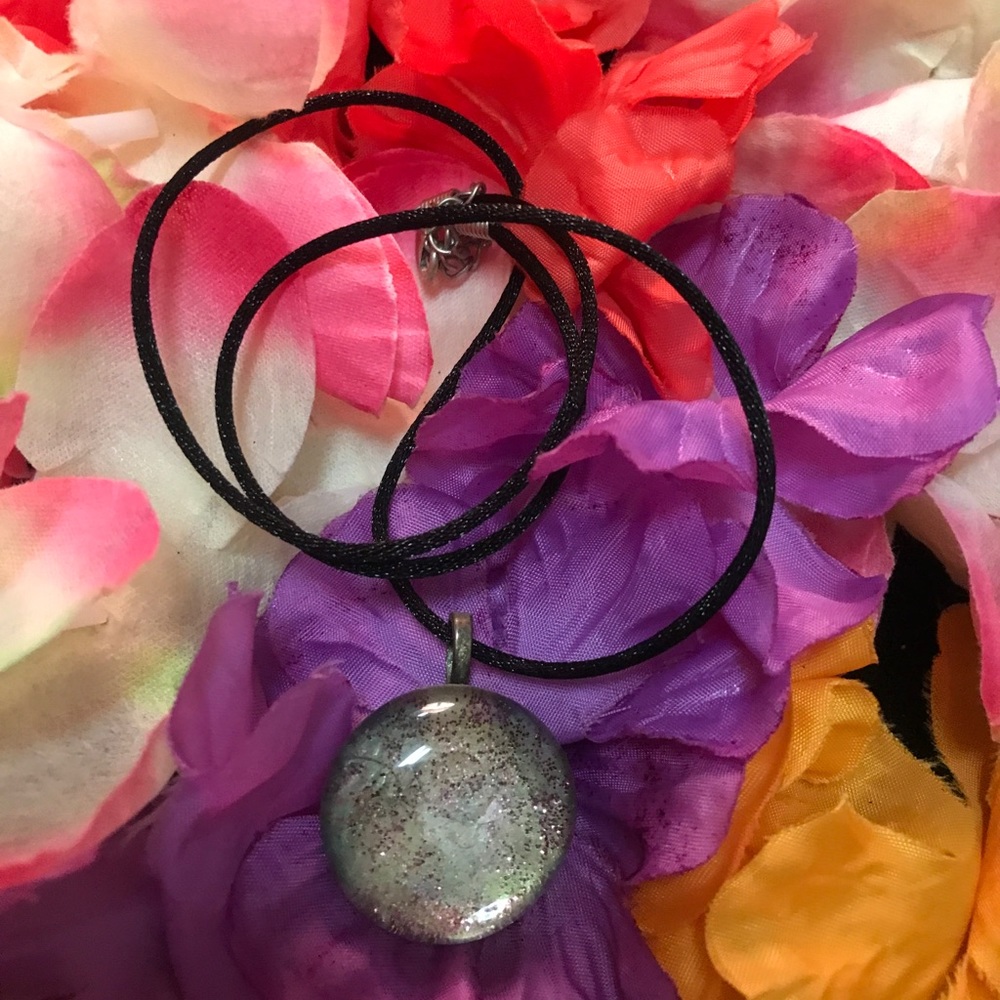 Exclusive Unique Reversible Rare Glass Handmade Necklace By 12 Pages